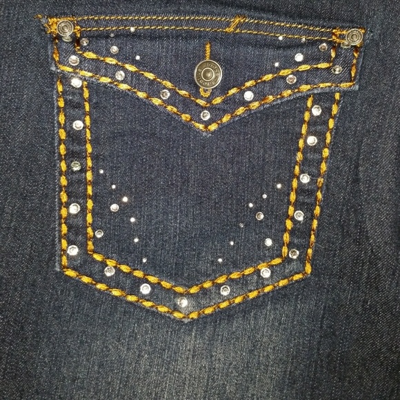 Creative Looks Jeans - Picture 3 of 4